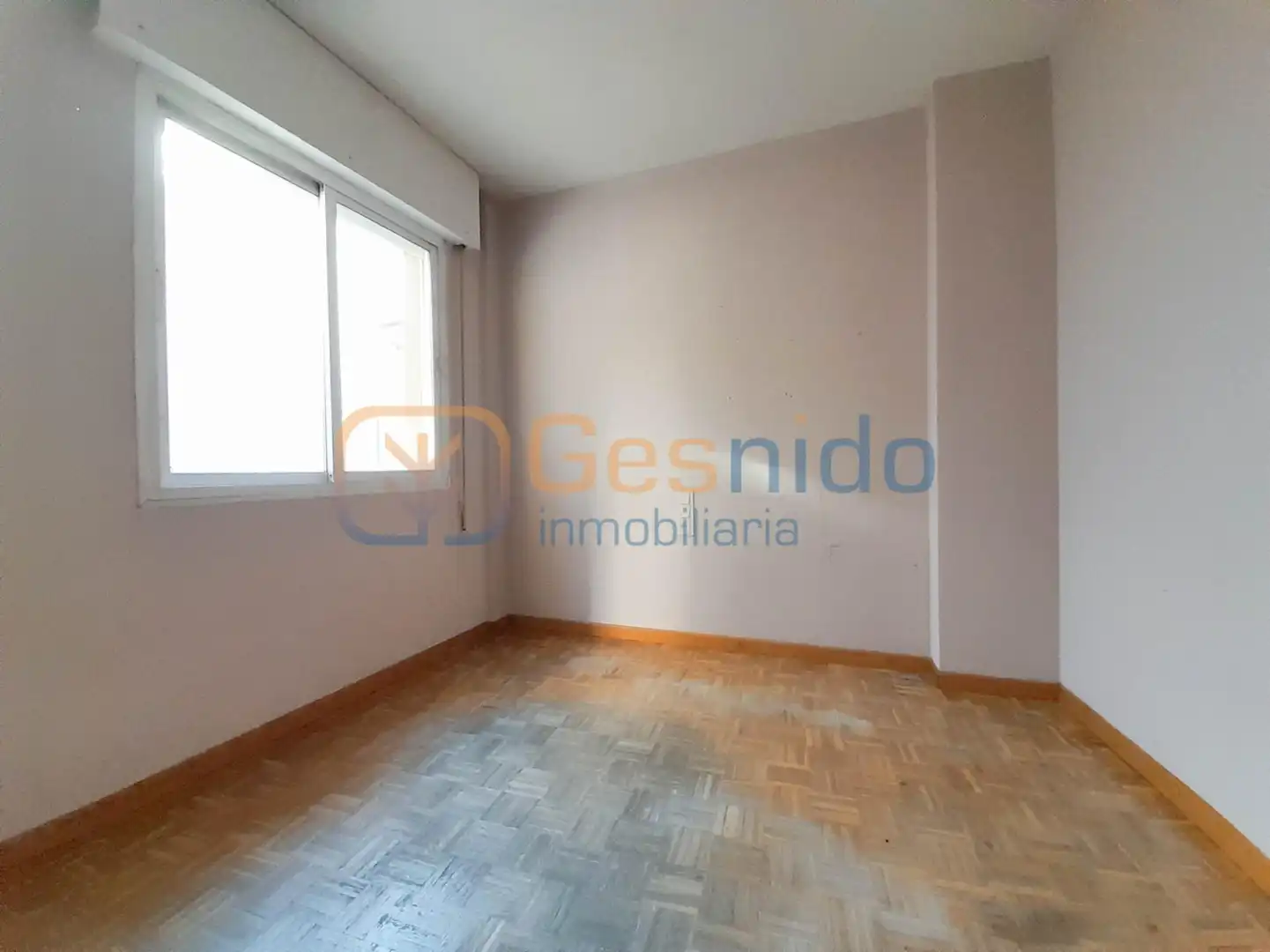 Bedroom of Flat for sale in Segovia  with Heating, Parquet flooring and Terrace