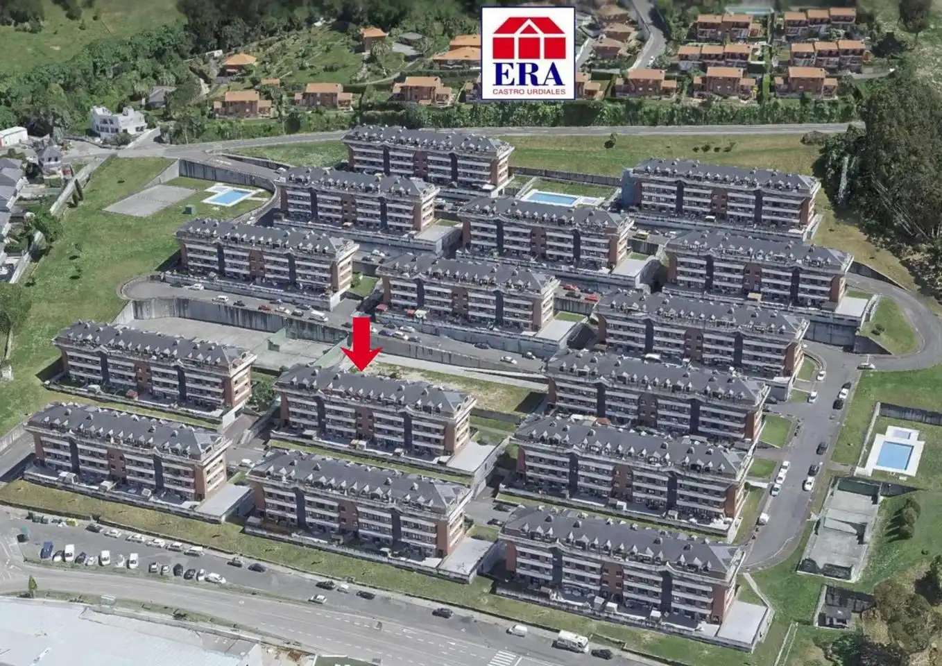 Ático con piscina en venta en Barrio Brazomar