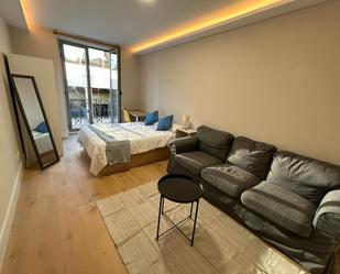 Bedroom of Flat to share in  Madrid Capital  with Washing machine