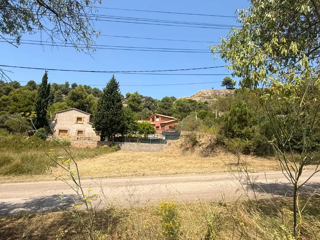 Residential land for sale in Avinguda la Quintana 76