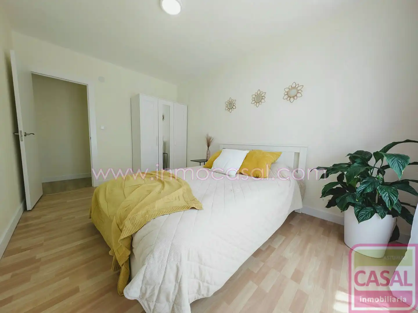 Schlafzimmer von Wohnung zum Verkauf in Oviedo  mit Abstellraum und Möbliert