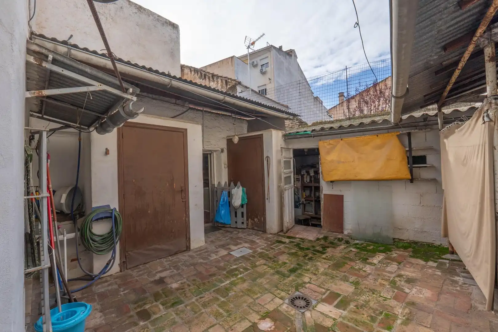 Außenansicht von Residential zum Verkauf in Armilla
