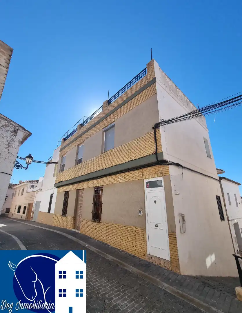 Vista exterior de Dúplex en venta en Montserrat con Aire acondicionado, Calefacción y Terraza