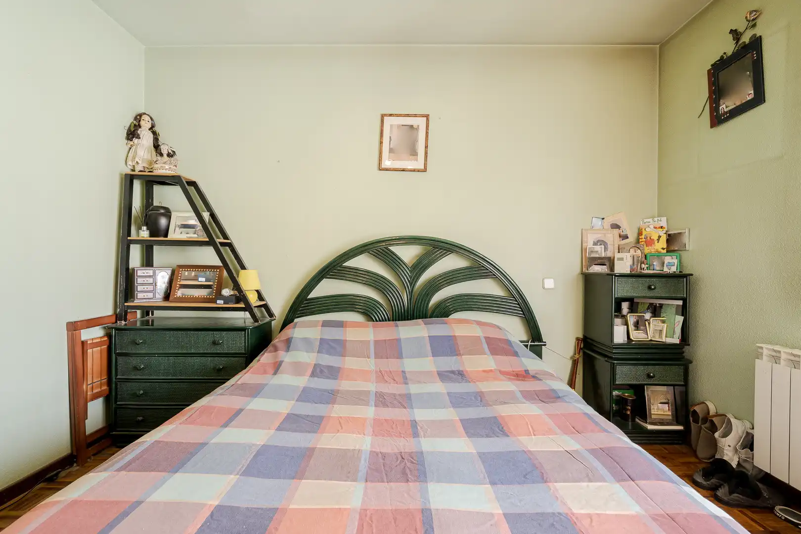 Schlafzimmer von Wohnung zum Verkauf in Madrid mit Privatgarten, Terrasse und Balkon