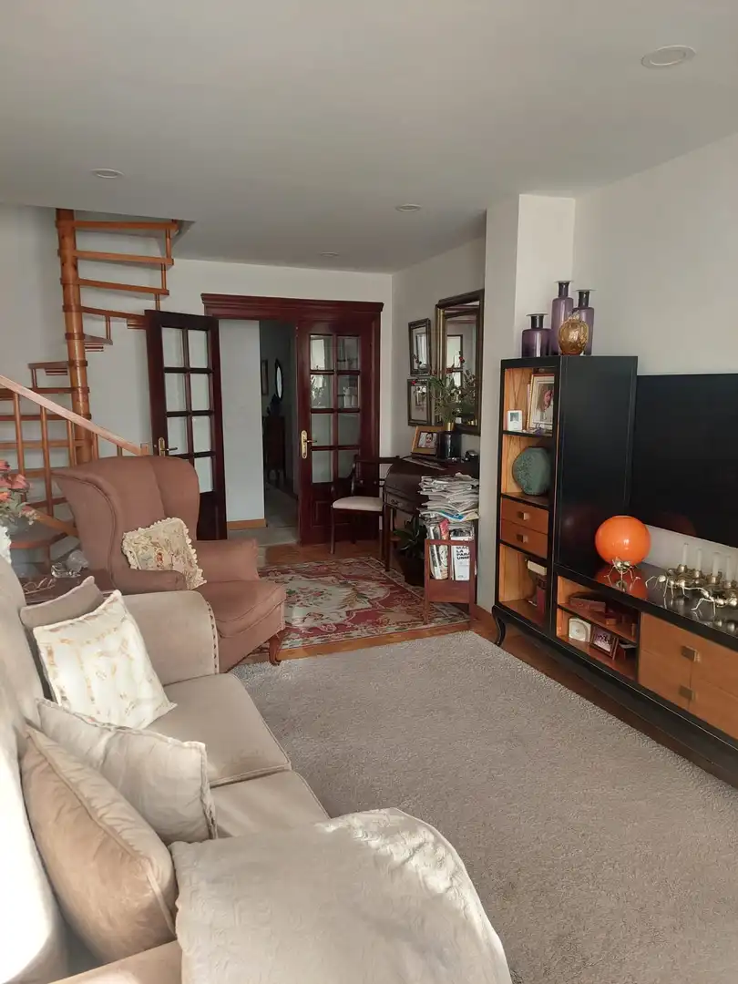 Sala de estar de Dúplex en venta en Torrelavega  con Calefacción y Amueblado