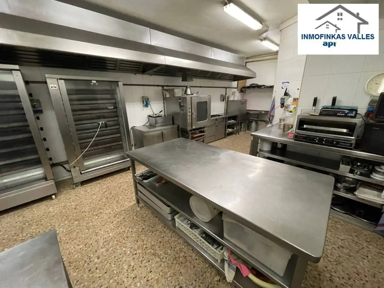 Cocina de Local en venta en Parets del Vallès con Aire acondicionado y Alarma