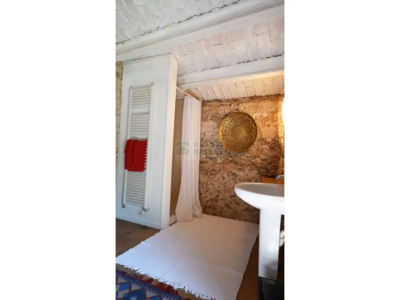 Baño de Finca rústica en venta en Borrassà con Calefacción, Jardín privado y Terraza