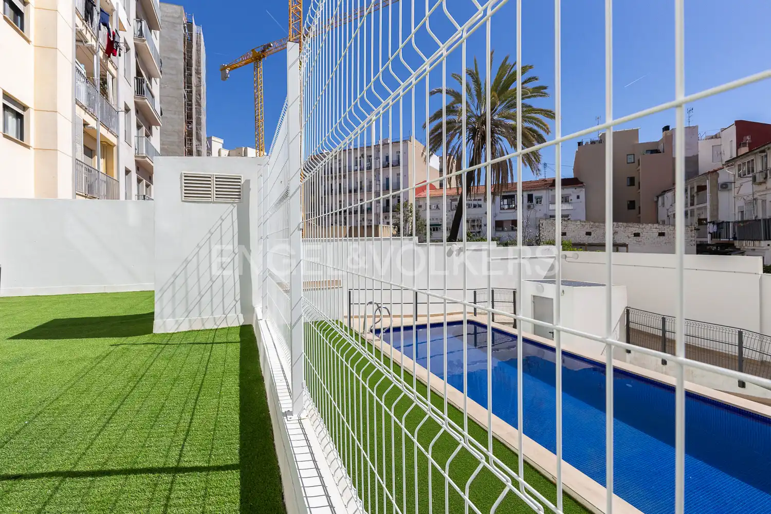 Piscina de Piso de alquiler en Valencia con Aire acondicionado, Calefacción y Parquet