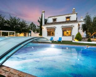 Jardí de Casa o xalet en venda en Montefrío amb Aire condicionat, Terrassa i Piscina