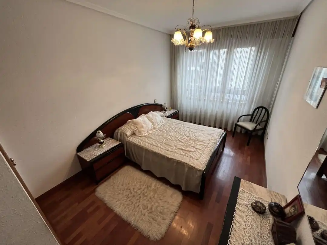 Habitación de Piso en venta en Medina de Pomar con Calefacción, Trastero y Amueblado