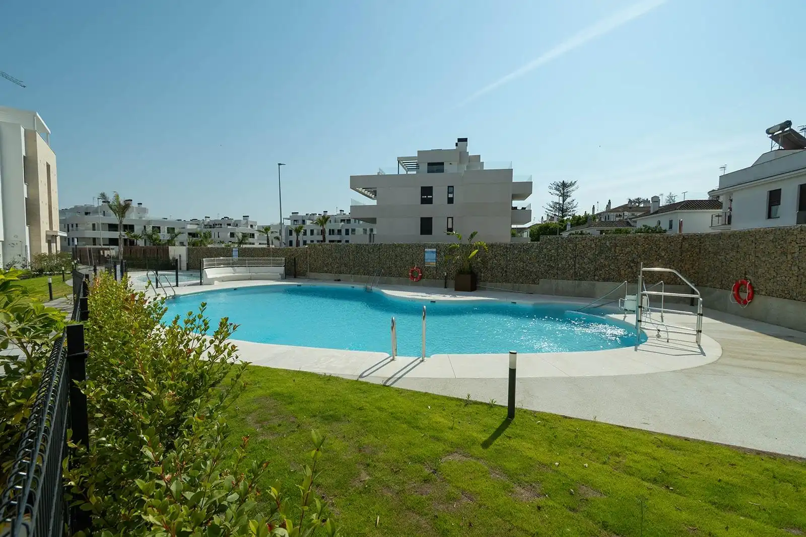 Piscina de Pis en venda en Sanlúcar de Barrameda amb Aire condicionat, Calefacció i Terrassa