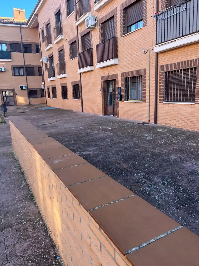 Parking de Piso en venta en Alameda de la Sagra con Calefacción, Jardín privado y Trastero