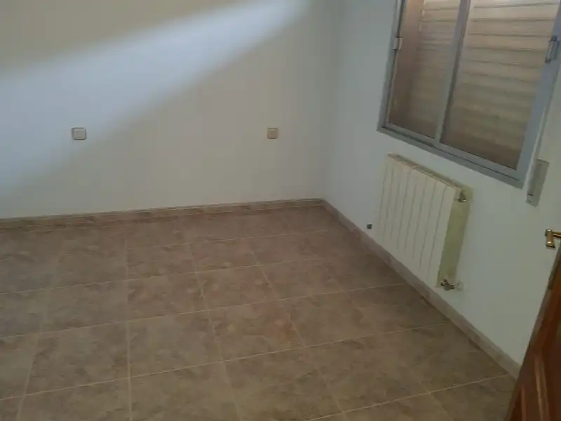 Dormitori de Pis en venda en Mohedas de Granadilla amb Jardí privat