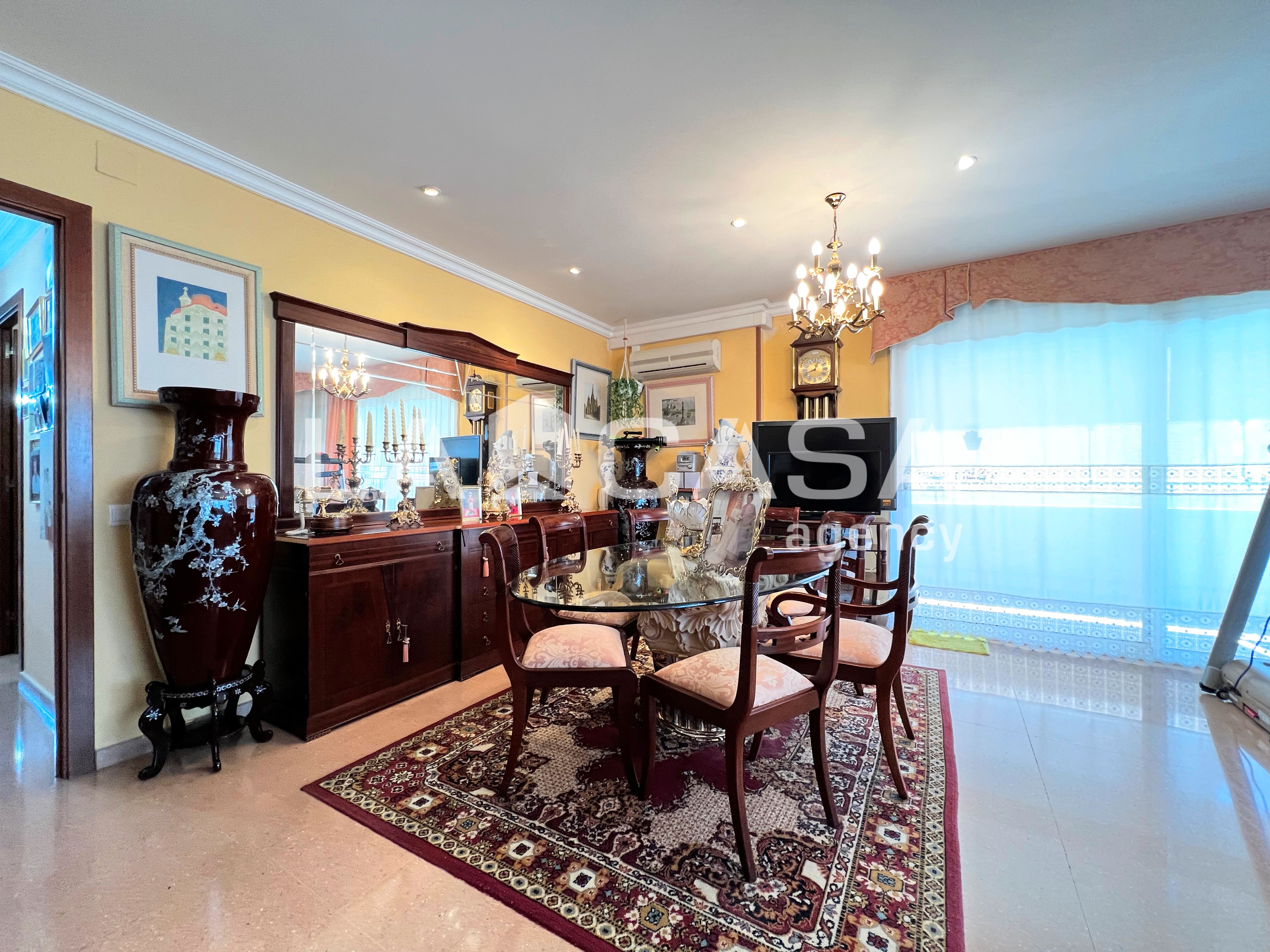 Dining room of Flat for sale in Badalona  with Balcony