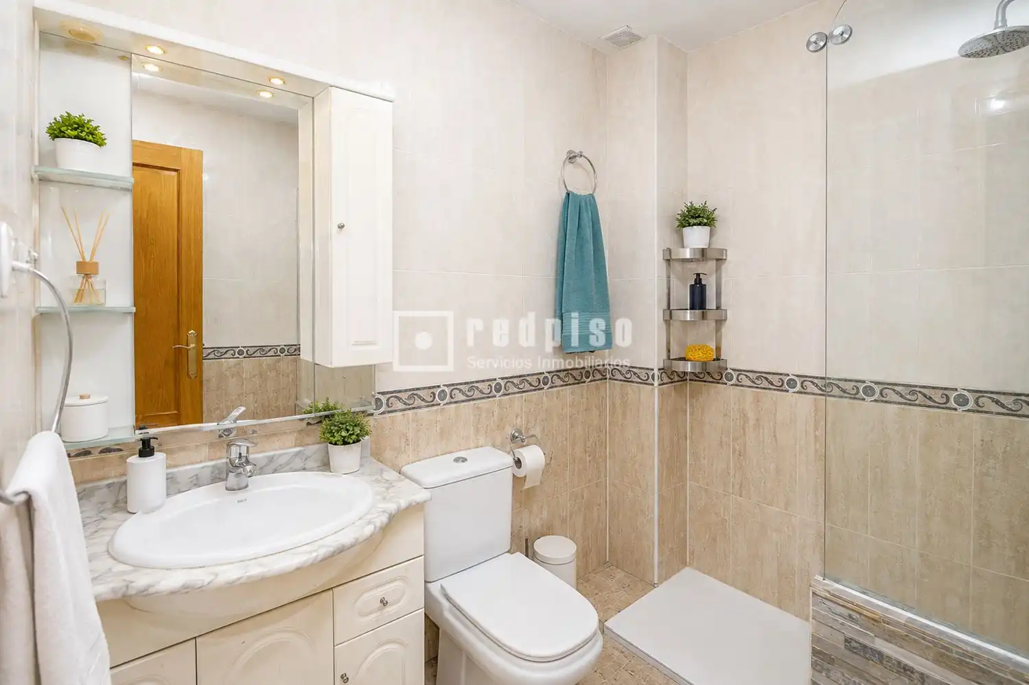 Baño de Piso en venta en Humanes de Madrid con Aire acondicionado, Calefacción y Parquet