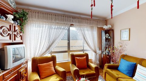 Foto 2 de Piso en venta en Álvaro Cunqueiro, Foz, Lugo
