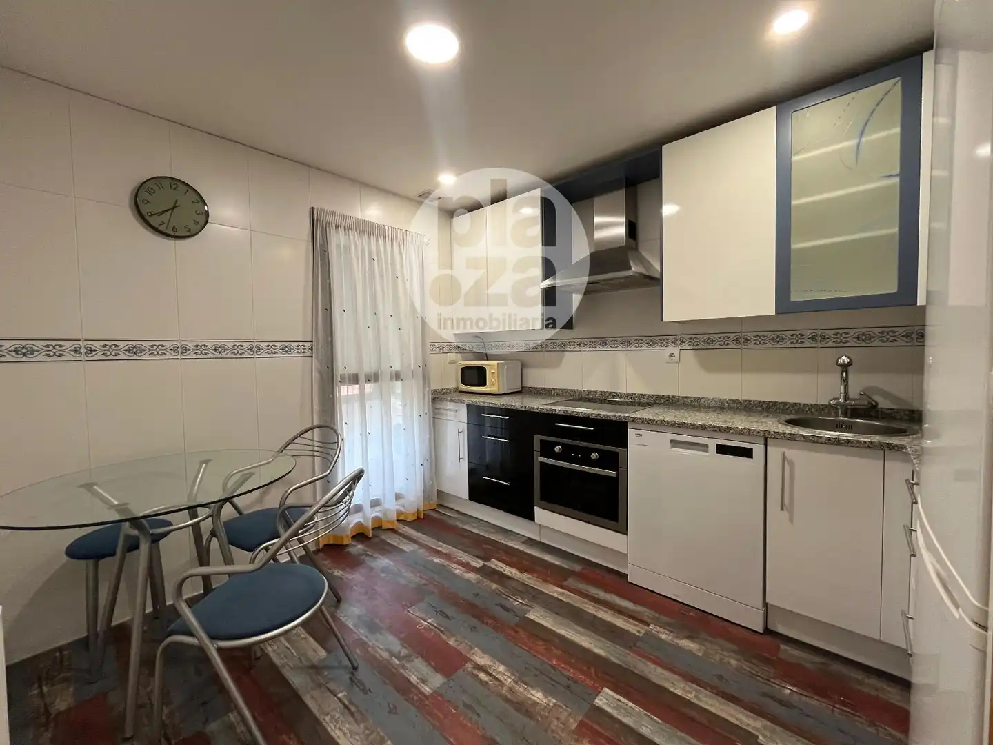 Küche von Wohnung zur Miete in Burgos mit Heizung, Terrasse und Möbliert