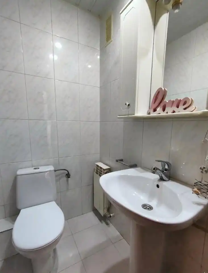 Baño de Piso en venta en Terrassa con Calefacción y Balcón