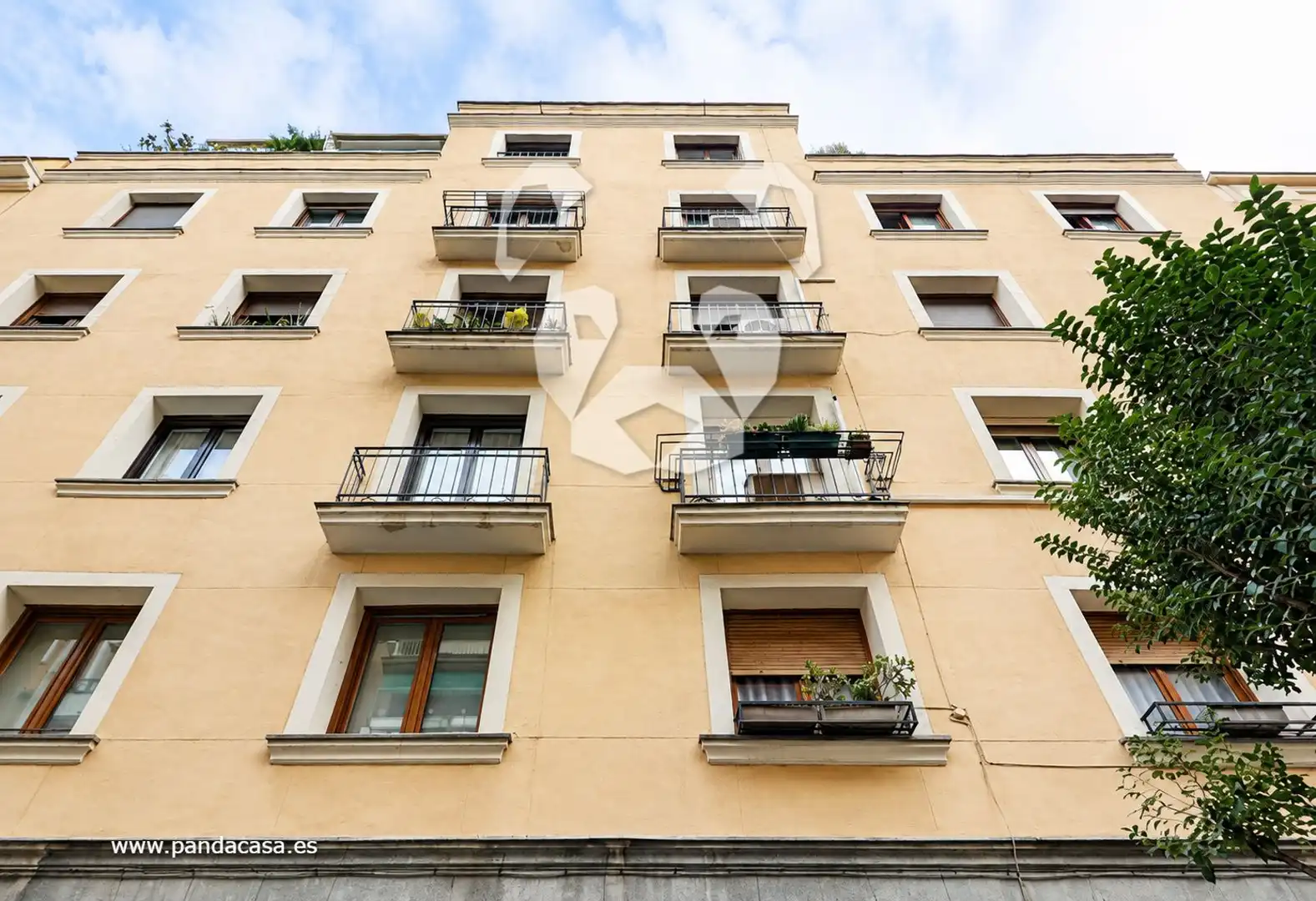 Vista exterior de Piso de alquiler en Madrid con Aire acondicionado, Calefacción y Amueblado