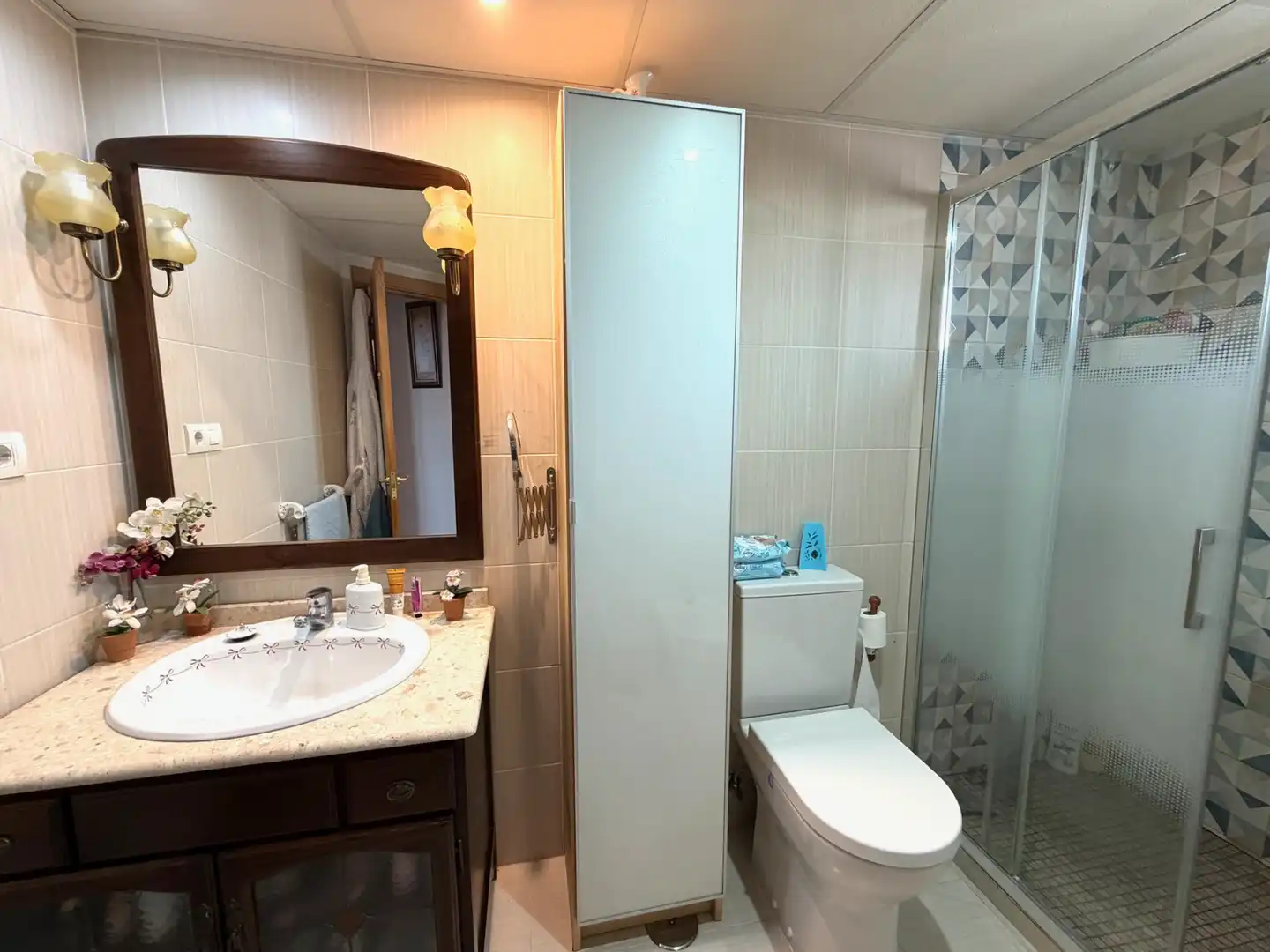 Bathroom of Attic for sale in Álora  with Air Conditioner, Terrace and Furnished