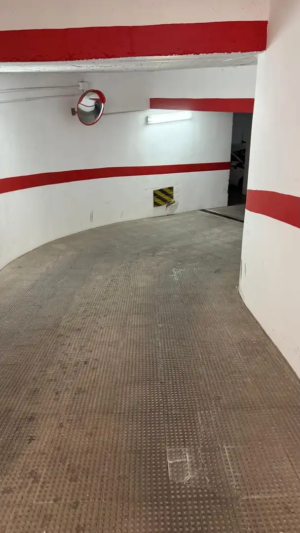 Aparcament en venda a Centro - Doña Mercedes, imagen 4