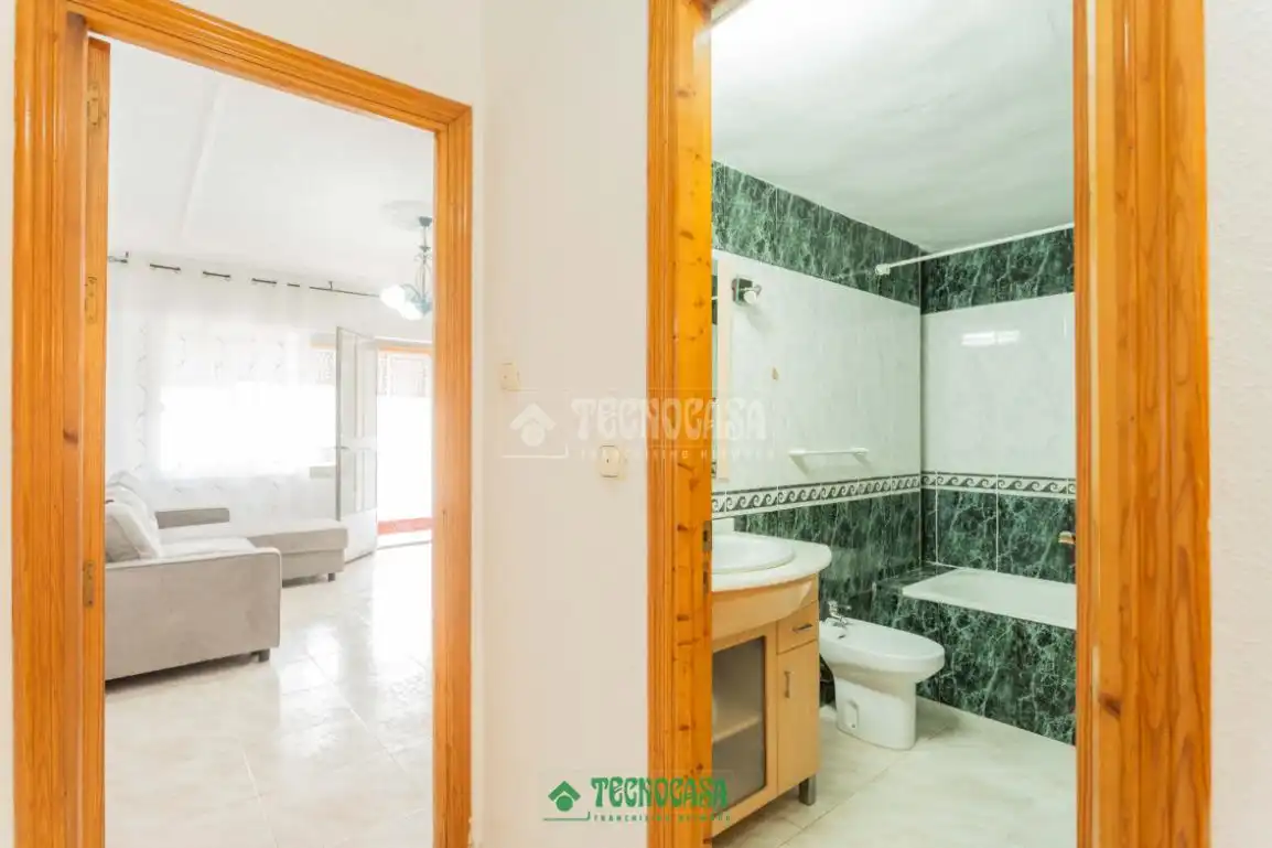 Bathroom of Flat for sale in Roquetas de Mar  with Terrace