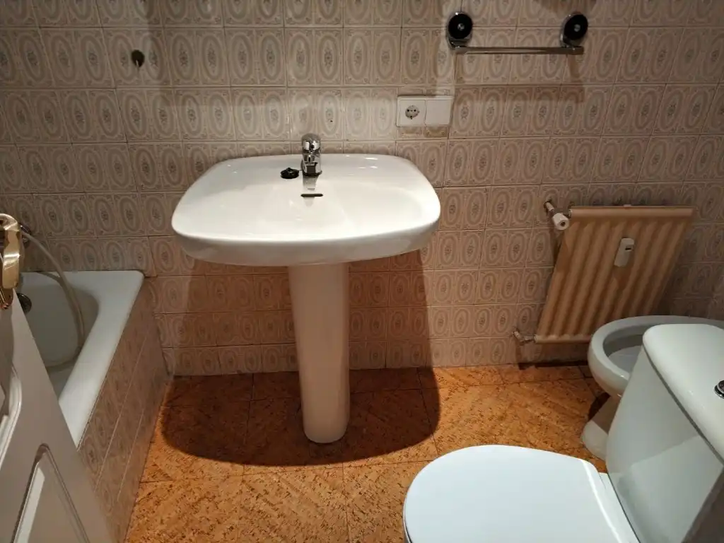 Baño de Apartamento en venta en Cáceres con Aire acondicionado y Calefacción