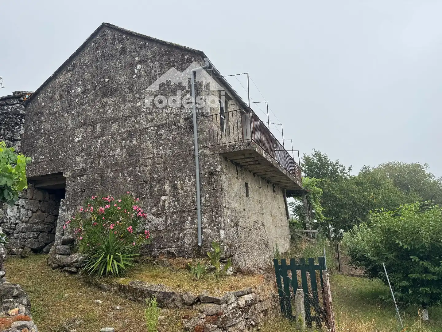 Exterior view of Houses for sale in Melón