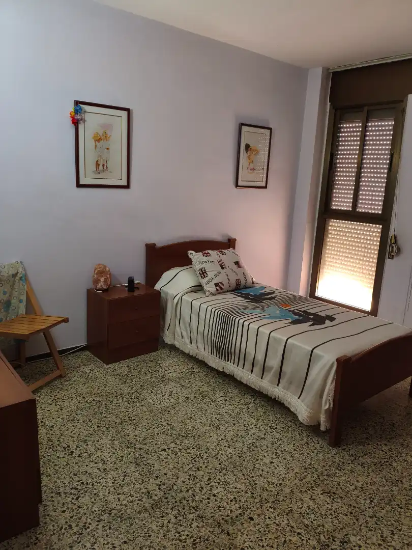 Habitación de Piso en venta en Canovelles con Aire acondicionado, Calefacción y Amueblado