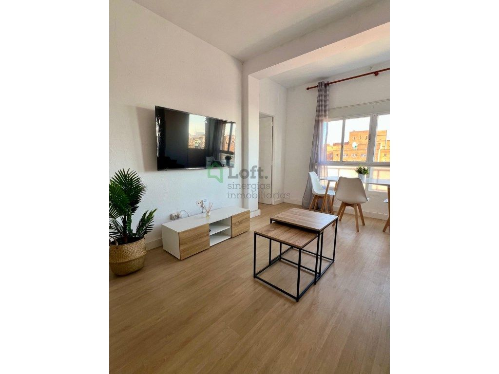 Vista exterior de Piso en venta en Badajoz Capital con Aire acondicionado y Balcón