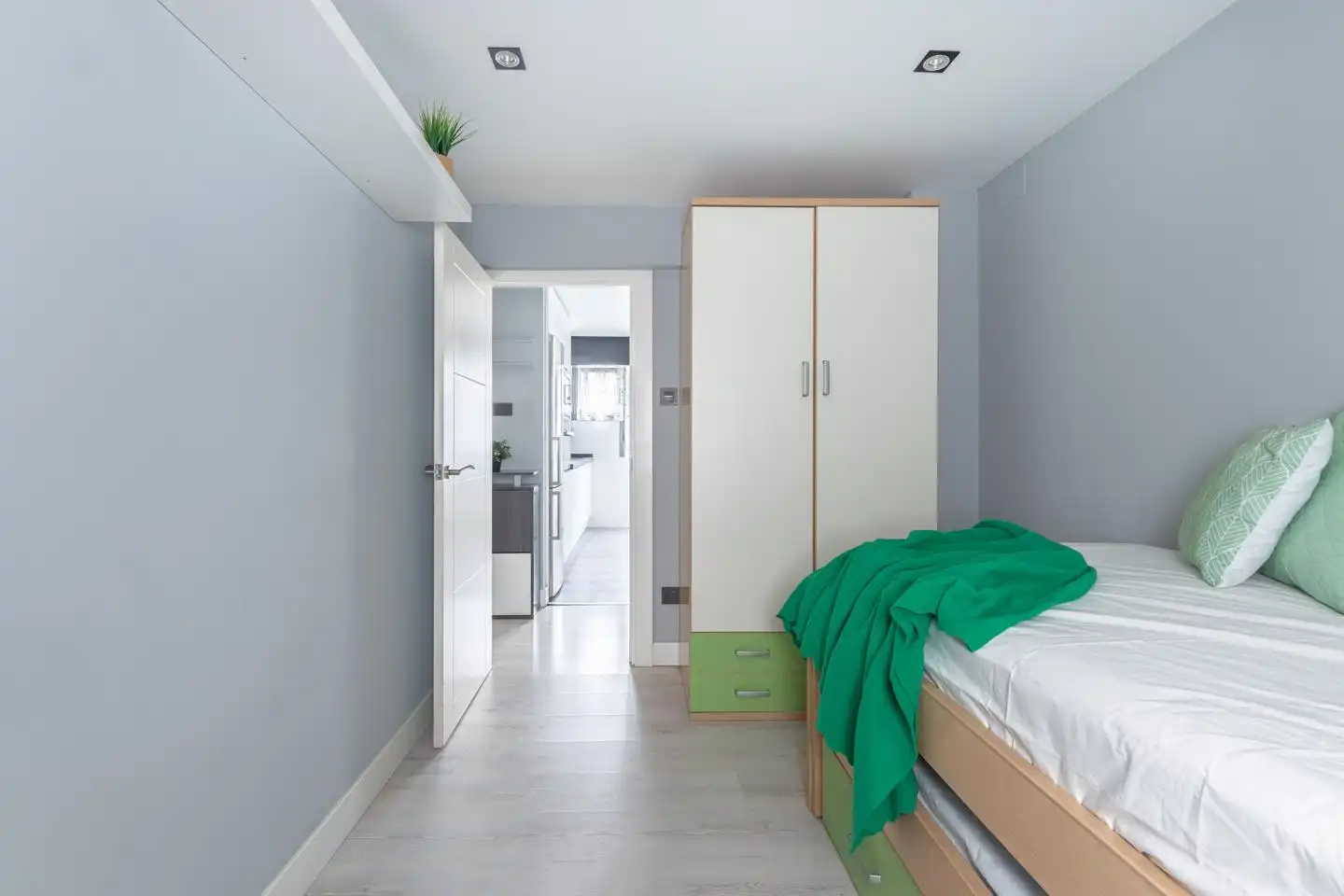 Habitación de Piso en venta en Bilbao  con Amueblado