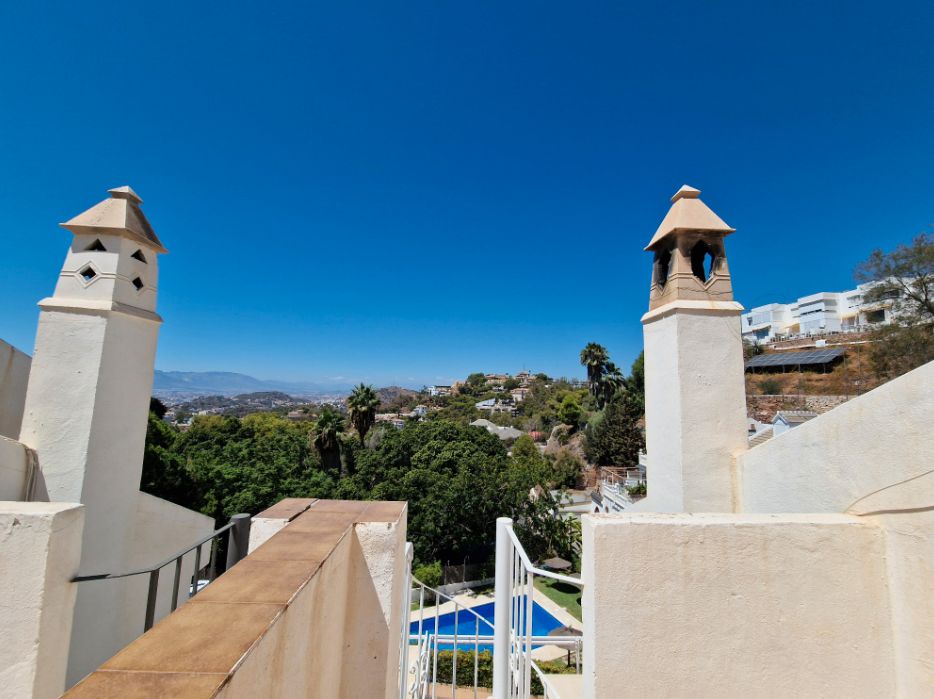 Exterior view of House or chalet for sale in Málaga Capital  with Private garden, Terrace and Swimming Pool