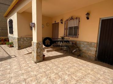 Maison avec jardin à vendre à Pozohondo