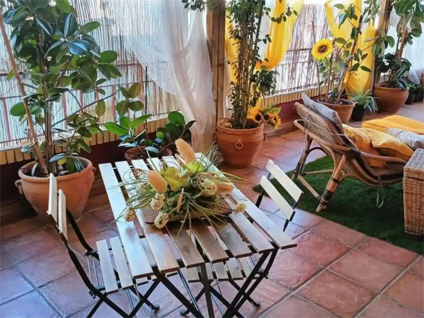 Terrasse von Wohnung zur Miete in Écija mit Klimaanlage und Balkon