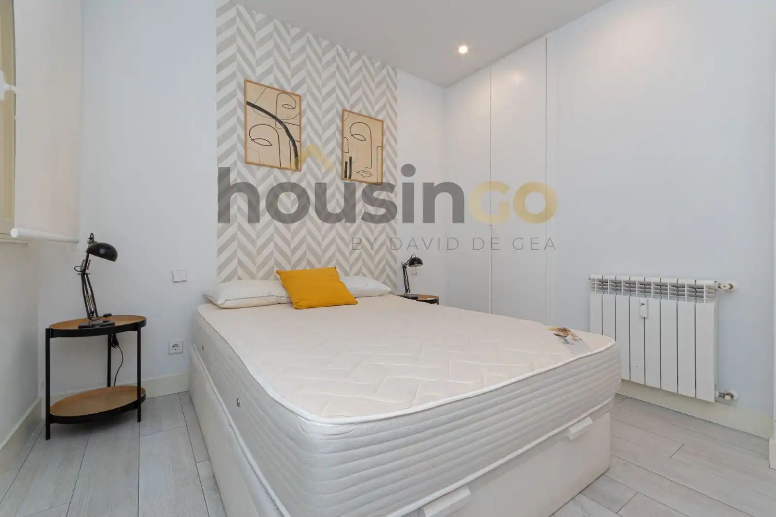 Bedroom of Flat for rent in Madrid  with Air Conditioner, Heating and Furnished