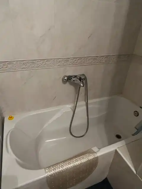 Baño de Piso en venta en Vilagarcía de Arousa con Calefacción, Parquet y Amueblado