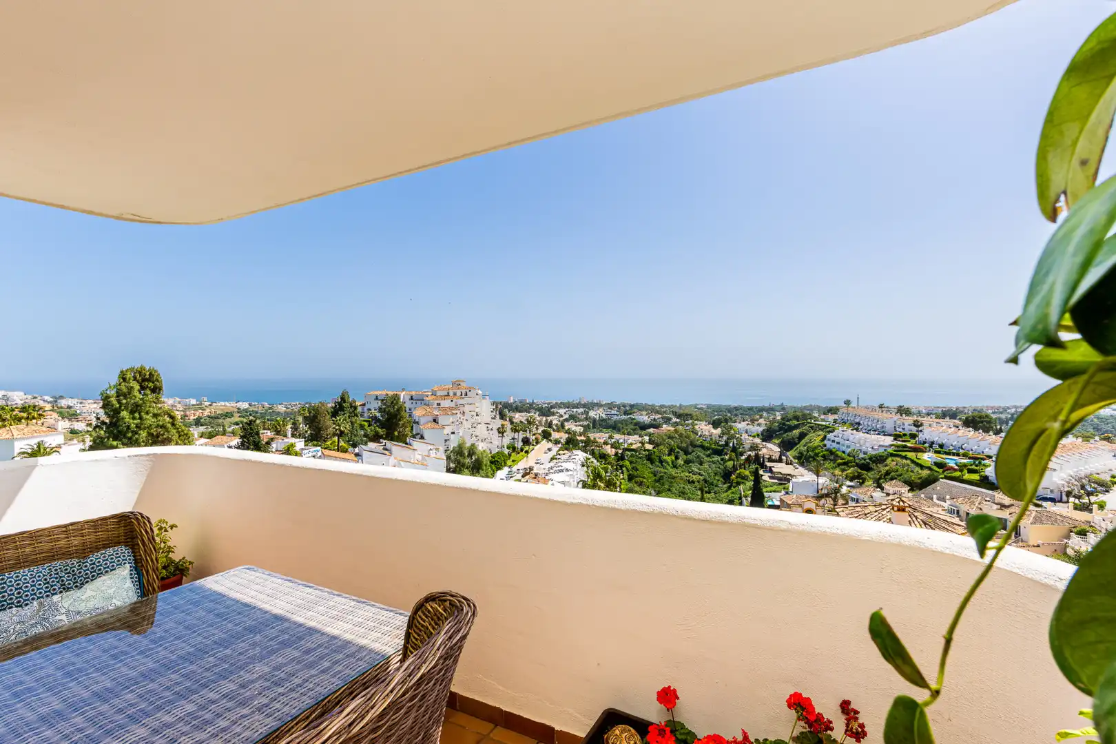 Apartament amb piscina en venda a Calahonda, imagen 7
