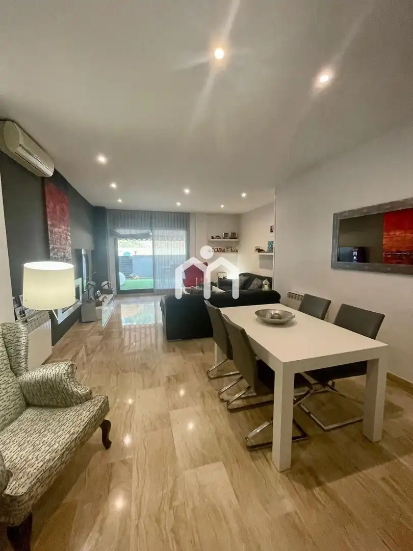 Sala d'estar de Pis en venda en Badalona amb Aire condicionat, Calefacció i Terrassa