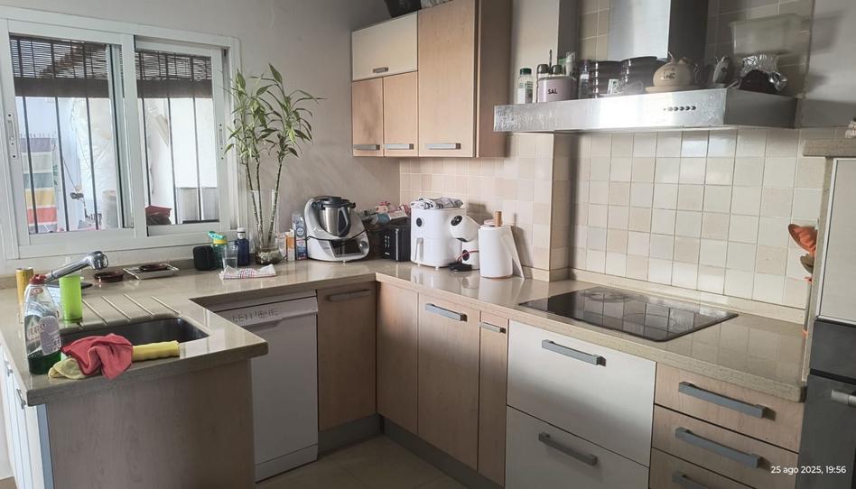 Foto 1 de Casa adosada en venda a Benacazón, Sevilla