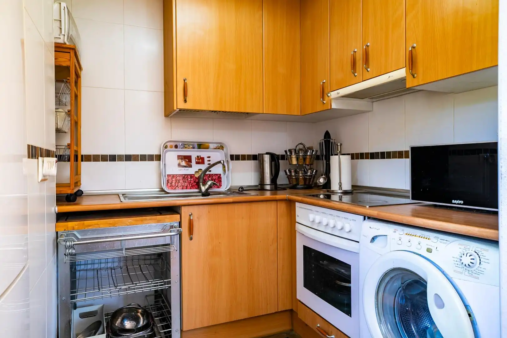 Kitchen of Flat for sale in Sabiñánigo  with Heating, Terrace and Storage room