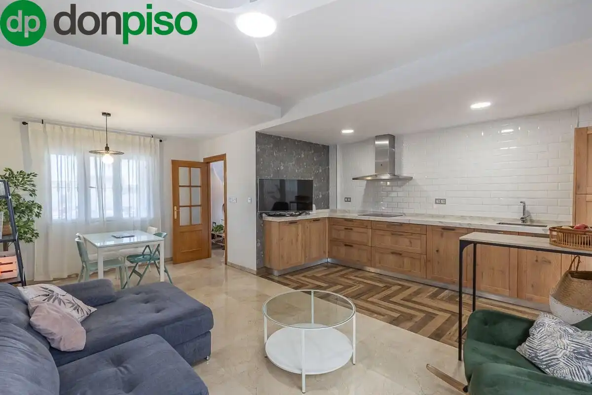 Houses for sale in Calle BADEN POWELL, 13, Barrio de Zaidín