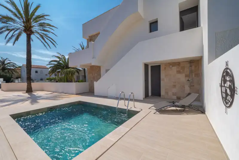 Swimming pool of Attic for sale in Empuriabrava  with Air Conditioner, Heating and Private garden