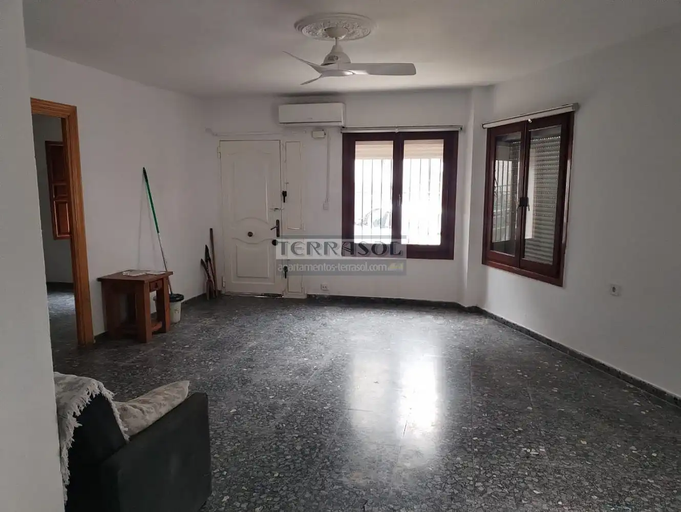 Sala d'estar de Casa o xalet en venda en Vélez-Málaga amb Aire condicionat, Calefacció i Terrassa