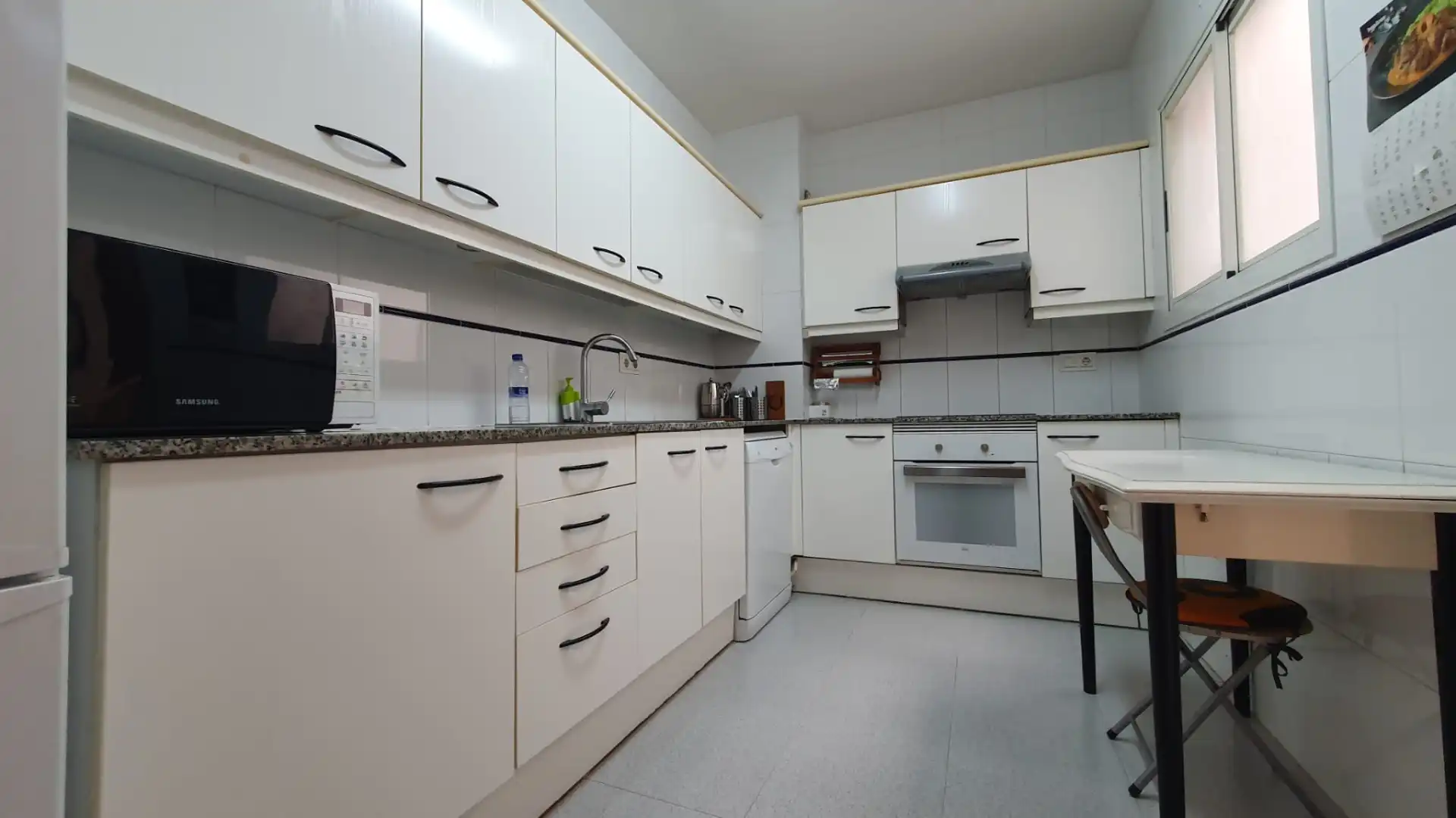 Cuina de Pis en venda en Barcelona amb Aire condicionat, Calefacció i Balcó