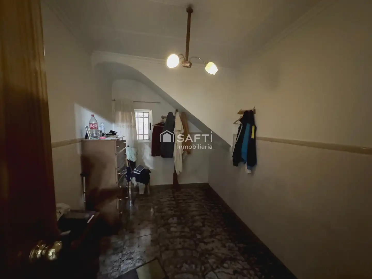 Casa adosada en venta en Algueña con Terraza