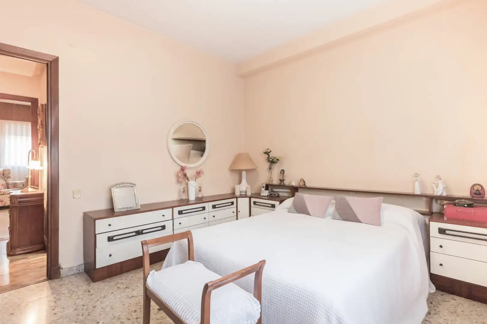 Habitación de Piso en venta en Murcia con Parquet, Amueblado y Horno