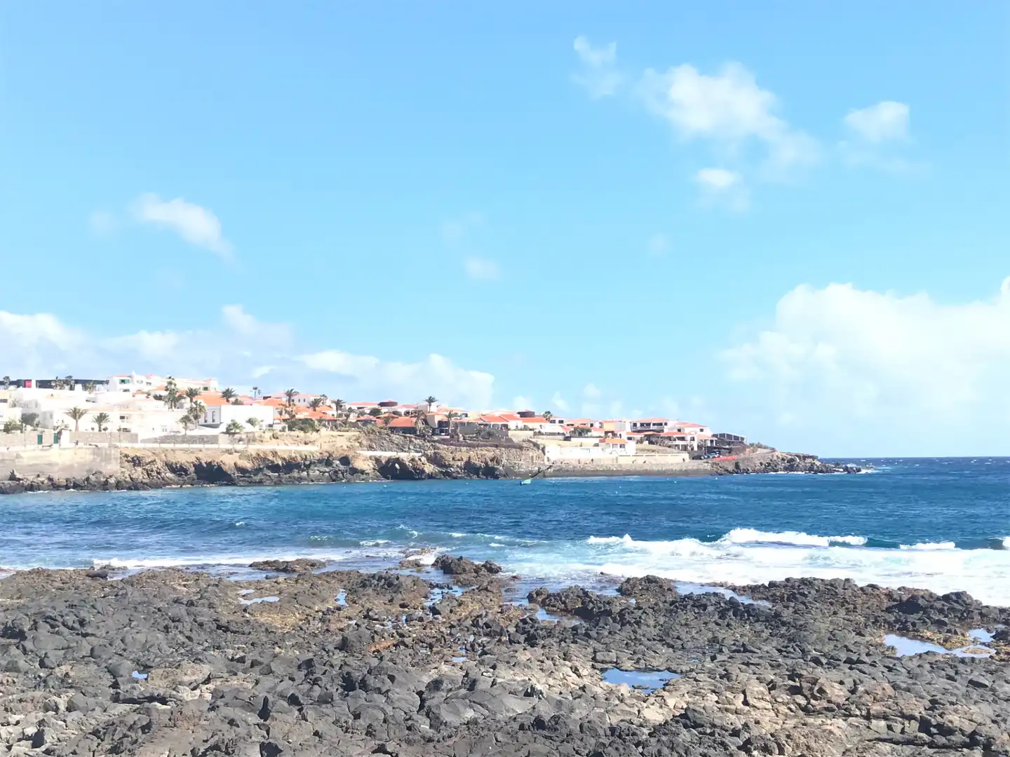 Detached homes for rent in Calle Chopino, Arico