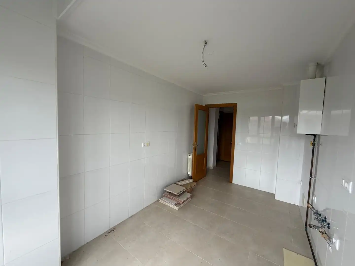 Piso en venta en Meruelo con Calefacción, Terraza y Piscina comunitaria