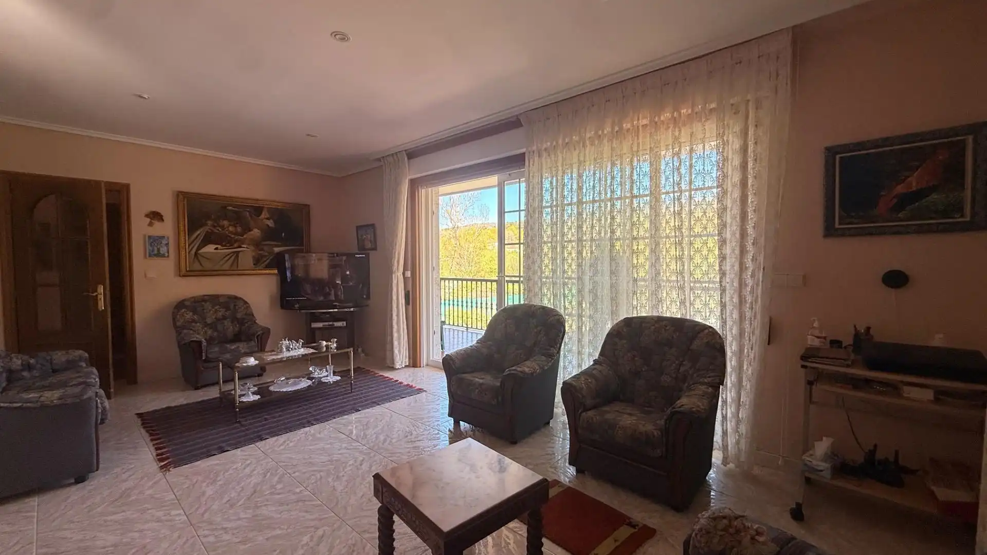 Sala de estar de Casa o chalet en venta en Leiro con Jardín privado, Terraza y Trastero
