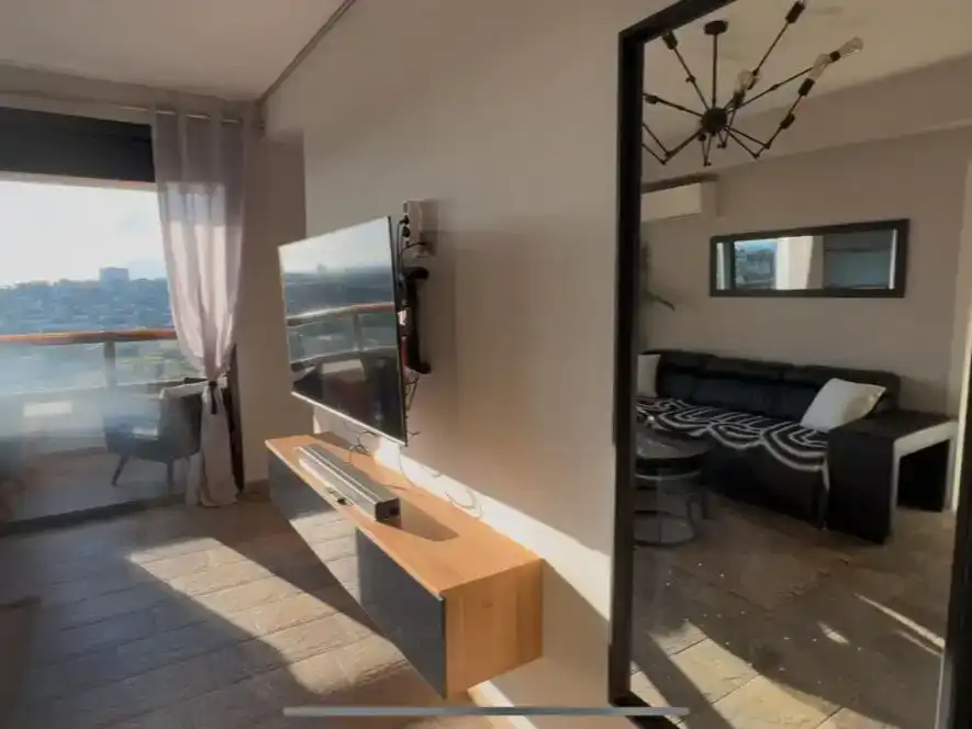 Wohnzimmer von Wohnung zur Miete in Marbella mit Klimaanlage, Schwimmbad und Möbliert